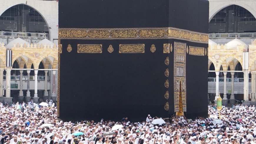 ITS Holidays Ltd: Your Trusted Provider for Umrah Packages from Bangladesh