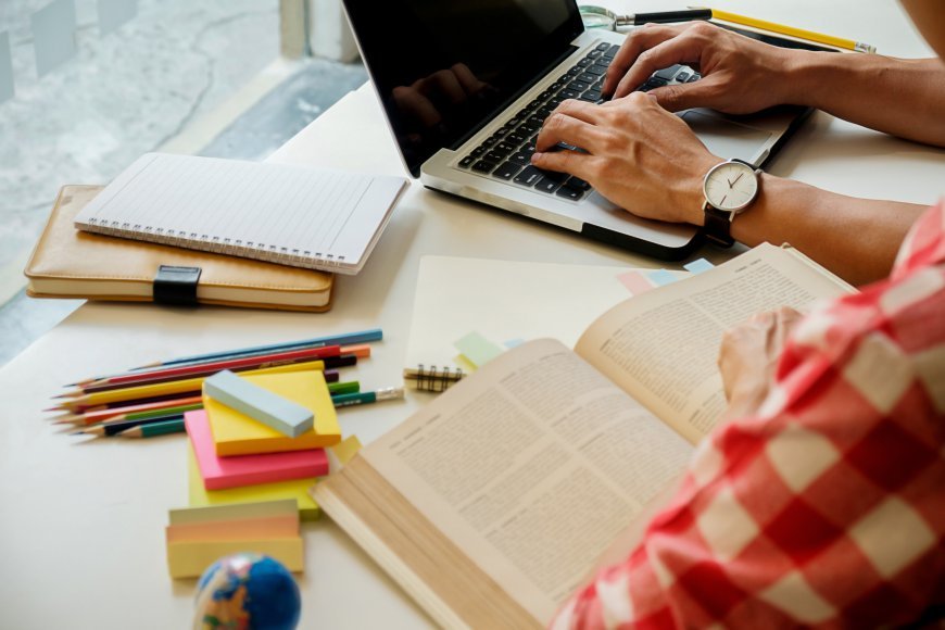 How to Write a Good Assignment on Social Media Marketing Without Falling into the Plagiarism Trap