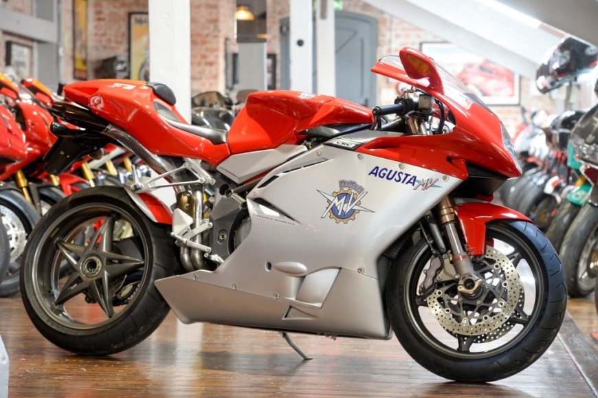 MV Agusta F4 750 Review – Specs, Features & Performance