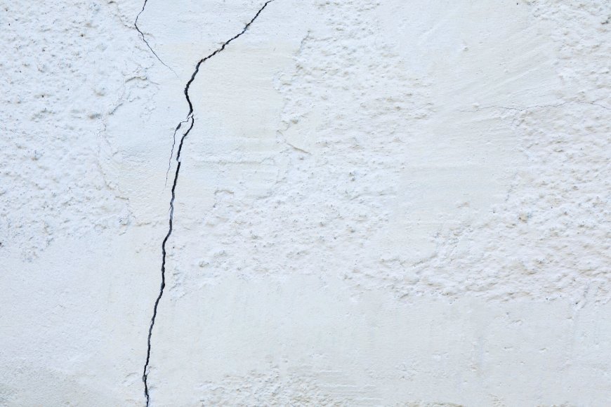 Foundation Crack Services in St. Louis: Why Timely Repair Matters