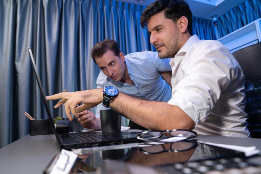 When Is the Right Time to Hire a Dedicated Developer?