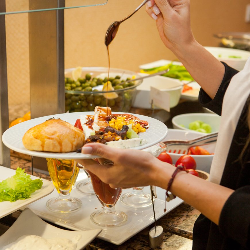 Airport Catering Services: Why They’re Essential for Busy Travelers and Airlines