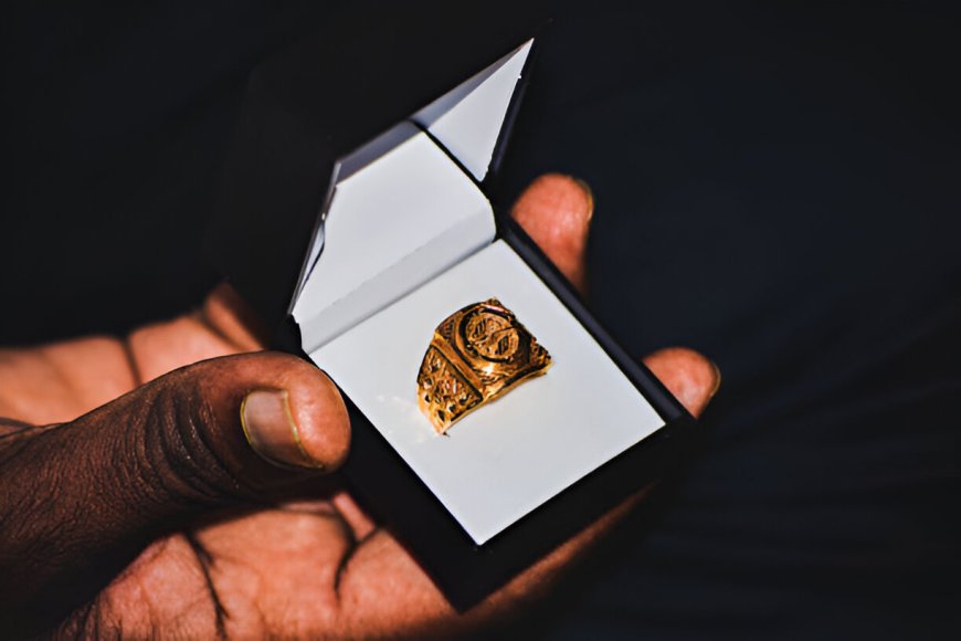 What Are the Best Gold Ring Designs for Men This Year