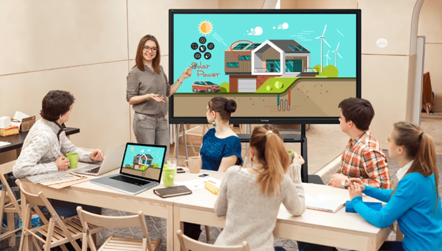 The Role of Interactive Flat Panels in Hybrid Learning Environments