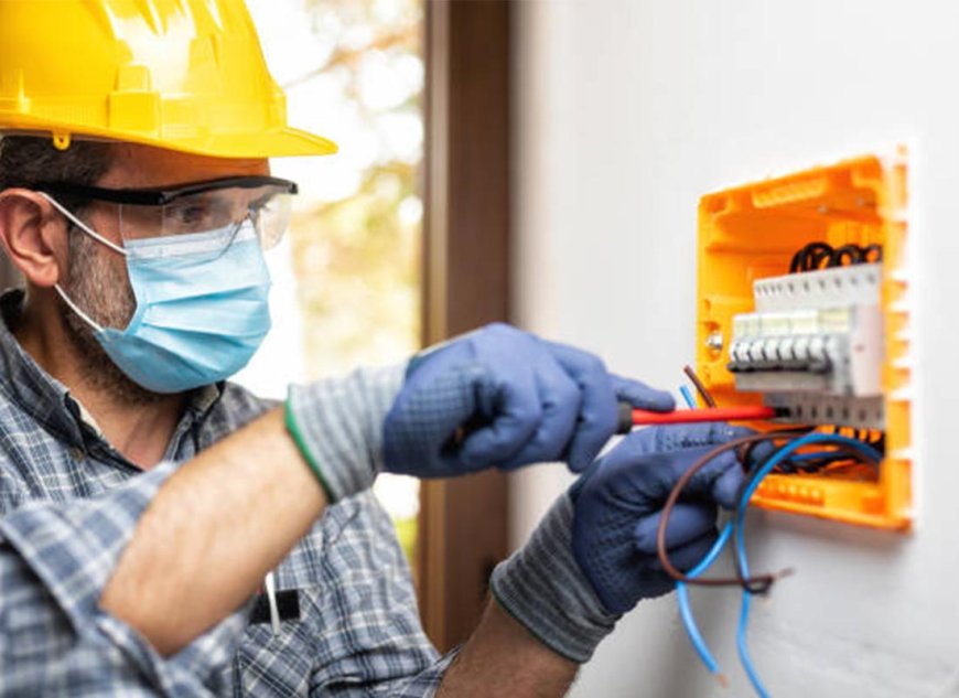 What to Look for When Hiring an Electrical Contractor