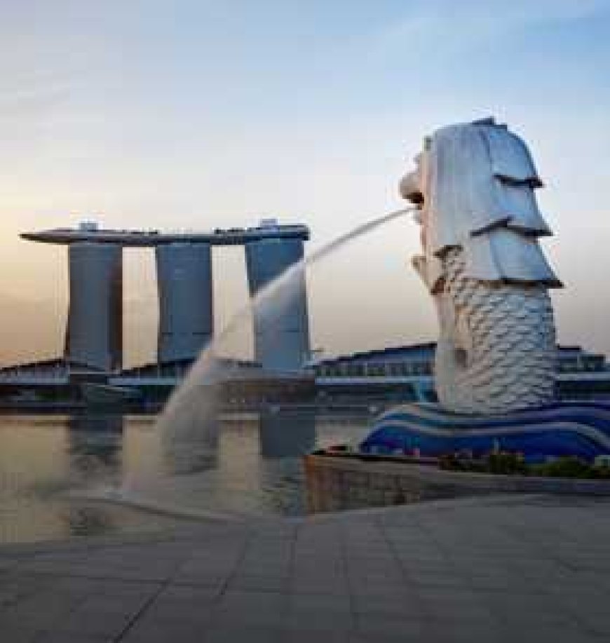 Exploring Heritage with a Malaysia Singapore Tour