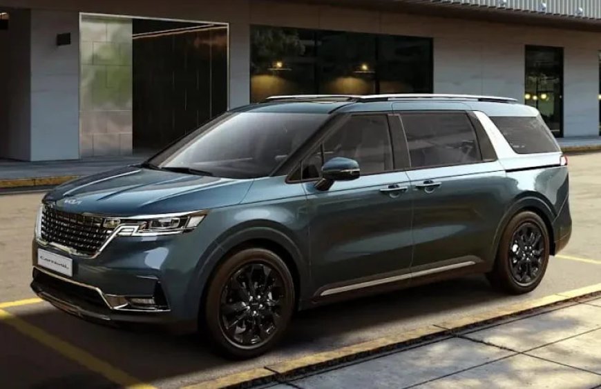 Spacious 8 Seat Car Rentals for Your Brisbane Adventure