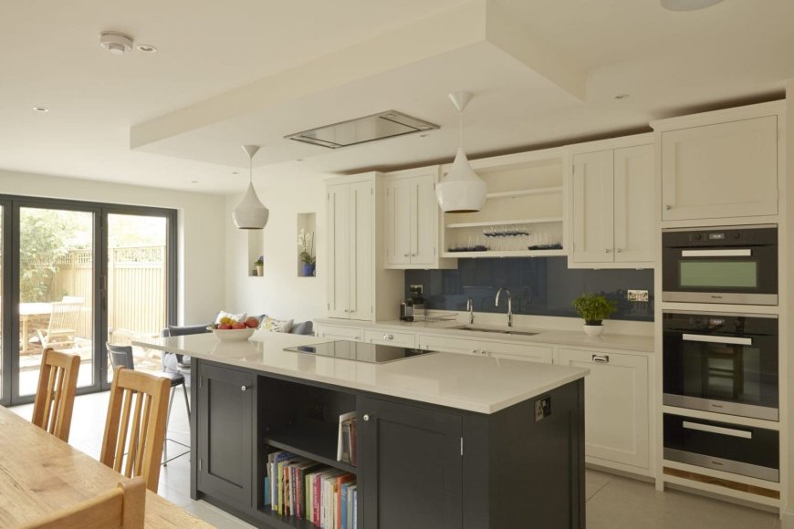 What Are the Different Colours for Cabinets in the Kitchen? What Does a Kitchen Designer Suggest?