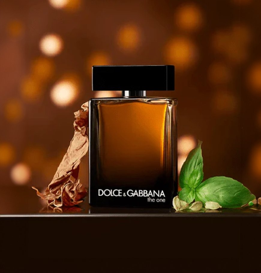 How to Choose a Summer Unisex Perfume That Lasts in the UAE Climate